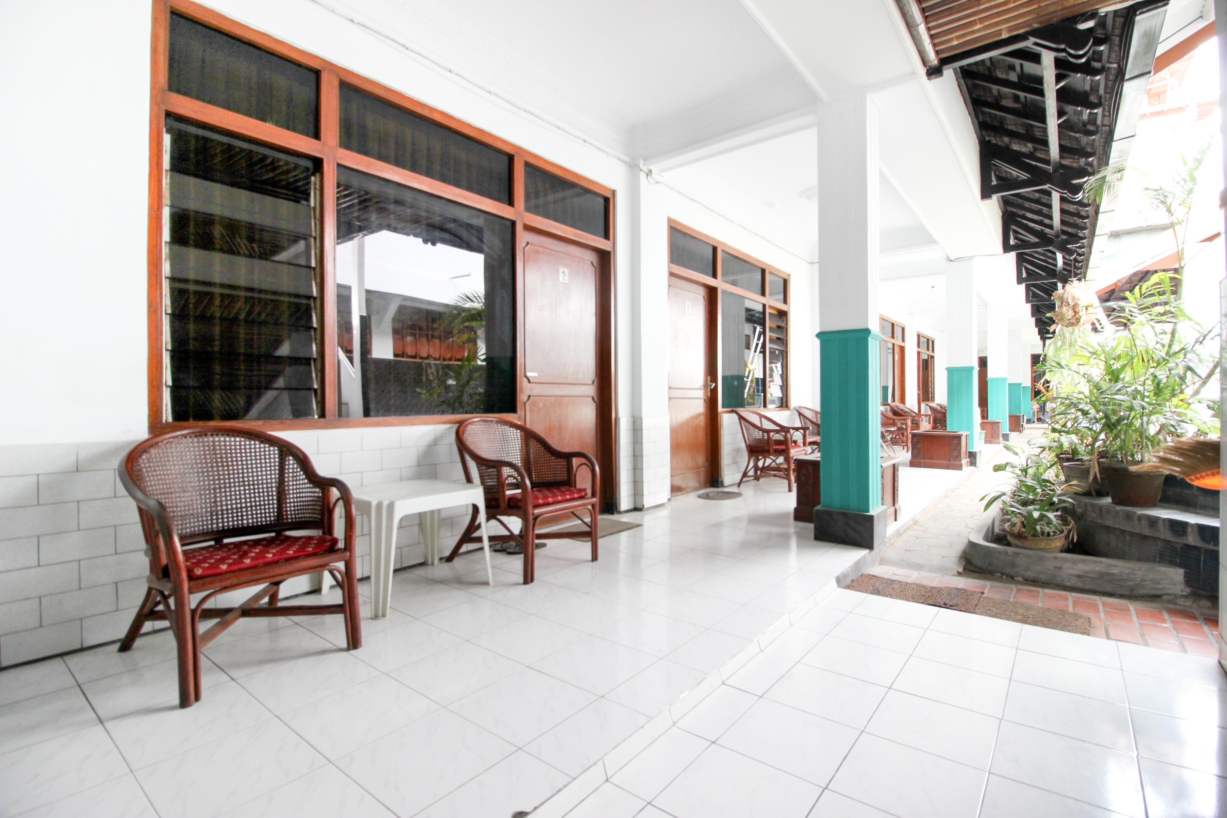 Reddoorz Plus Near Alun Alun Selatan Yogyakarta Eksteriør bilde